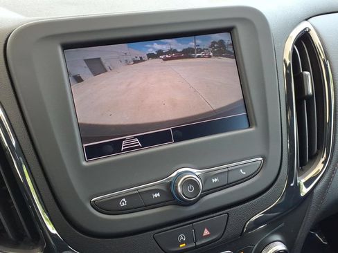 Used 2024 Chevrolet Equinox RS w/ LPO, Floor Liner Package FWD image 27