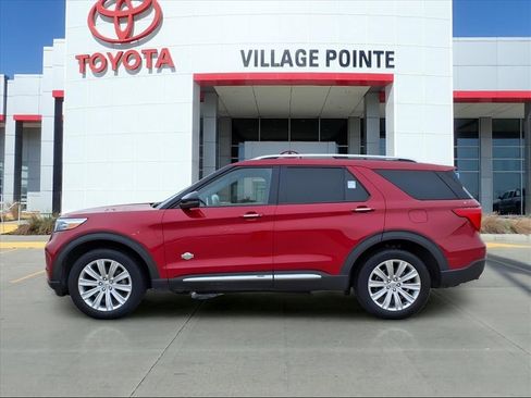 Used 2022 Ford Explorer King Ranch w/ Class IV Trailer Tow Package image 2