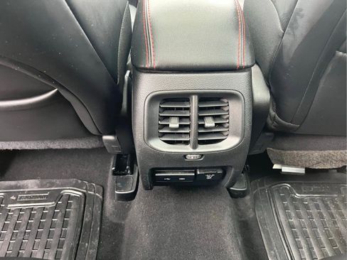 Used 2019 Jeep Cherokee Trailhawk AWD/4WD image 31