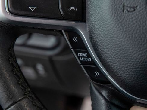 Used 2025 RAM 1500 Big Horn image 26