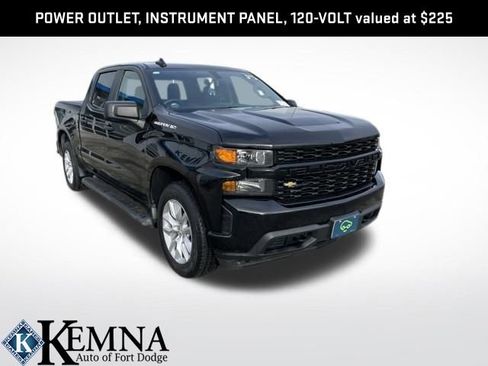 Used 2021 Chevrolet Silverado 1500 Custom image 1