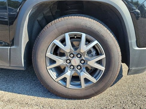 Used 2023 GMC Acadia SLT image 5