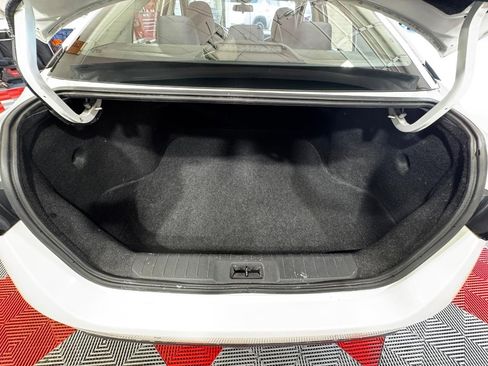 Used 2020 Nissan Sentra SR image 11