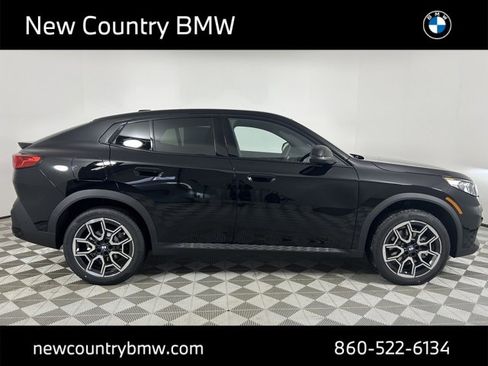 New 2026 BMW X2 xDrive28i w/ Technology Package image 2