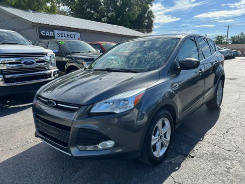 Used 2015 Ford Escape SE FWD image 4