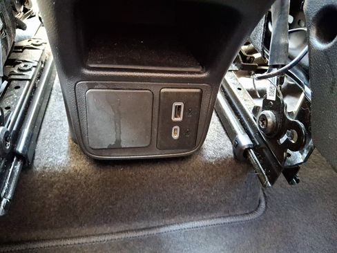 Certified 2023 Buick Encore GX Preferred w/ Cold Weather Comfort Package FWD image 12