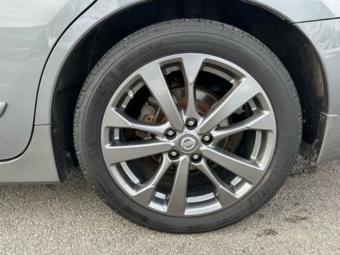 Used 2018 Nissan Altima 2.5 SR w/ SR Special Edition image 35