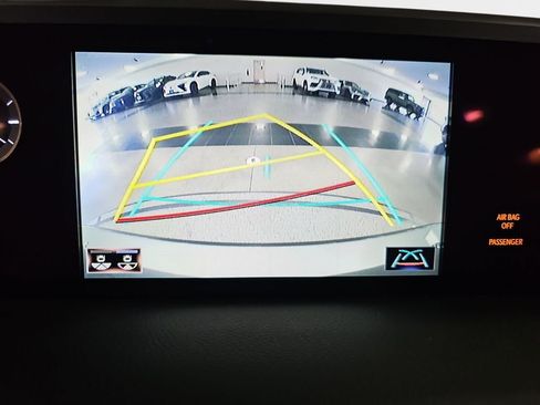 Used 2021 Lexus ES 300h w/ Premium Package FWD image 24