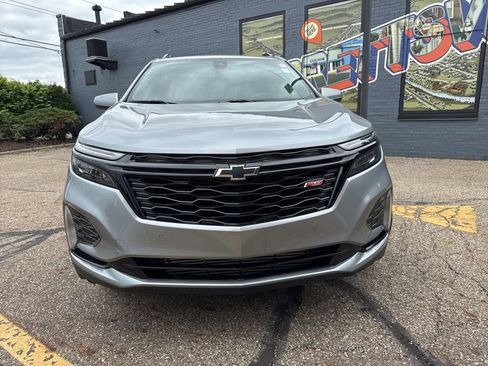 Used 2024 Chevrolet Equinox RS FWD image 2