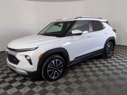 Used 2024 Chevrolet TrailBlazer LT w/ LT Cold Weather Package