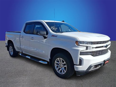 Used 2019 Chevrolet Silverado 1500 RST image 3