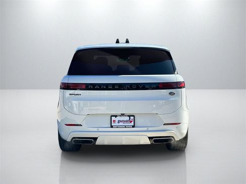 Used 2023 Land Rover Range Rover Sport SE Dynamic image 6