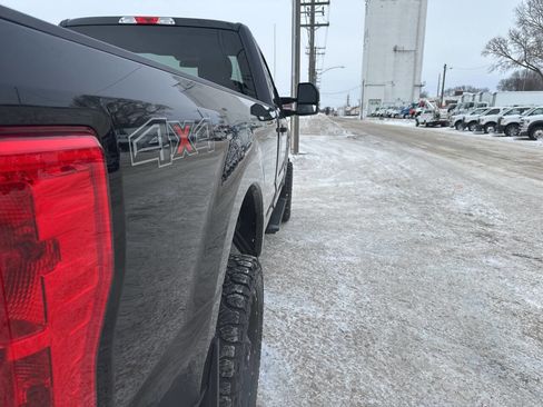 Used 2019 Ford F250 XLT w/ XLT Value Package image 23