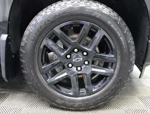 Used 2024 Chevrolet Silverado 1500 RST w/ Convenience Package II AWD/4WD image 13