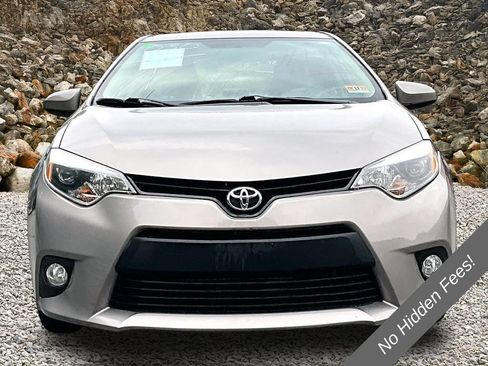 Used 2014 Toyota Corolla LE FWD image 3