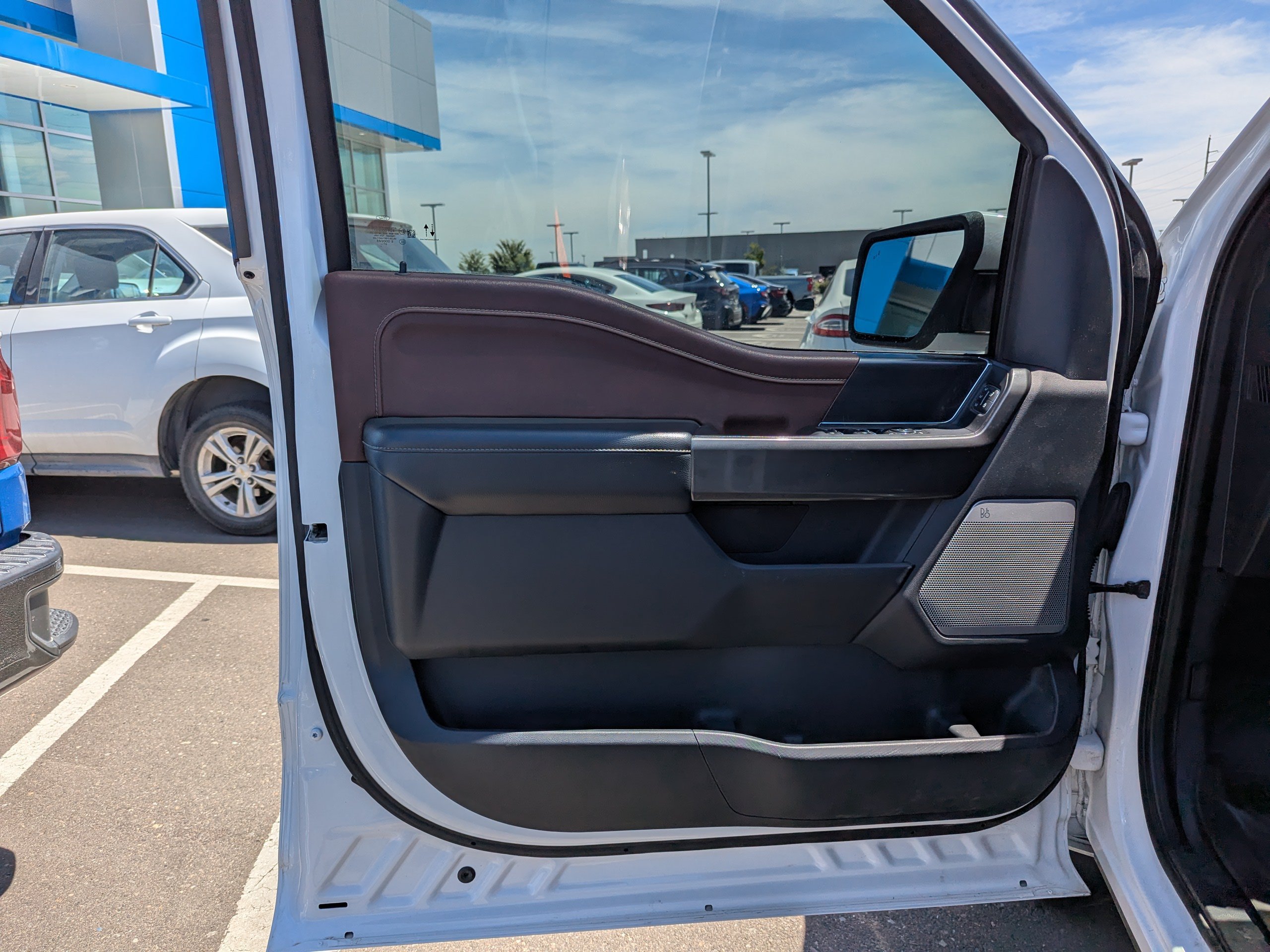 Used 2022 Ford F150 Lariat AWD/4WD image 10