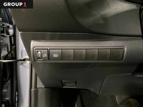 Used 2025 Toyota Corolla LE w/ LE Premium Package FWD image 34
