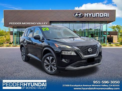 Used 2023 Nissan Rogue SV FWD image 1