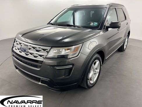 Used 2014 Ford Explorer XLT w/ Equipment Group 201A image 4