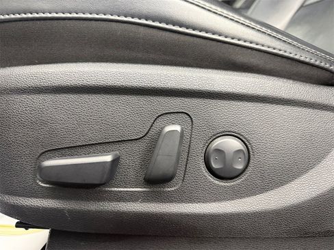 Used 2024 Kia Telluride S w/ S Sunroof Package image 13