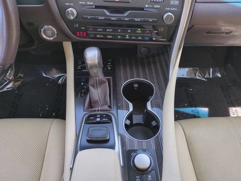 Used 2019 Lexus RX 350 AWD image 18