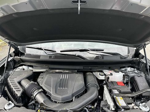 Certified 2026 GMC Acadia Elevation w/ Black Edition AWD/4WD image 13