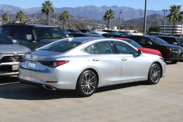 Certified 2025 Lexus ES 350 w/ Premium Package FWD image 21