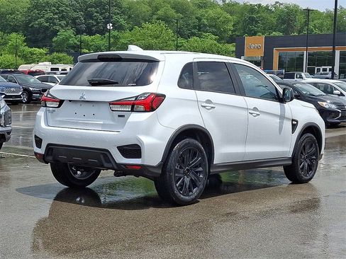 New 2025 Mitsubishi Outlander Sport LE image 4