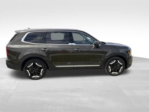 Certified 2025 Kia Telluride S AWD/4WD image 5