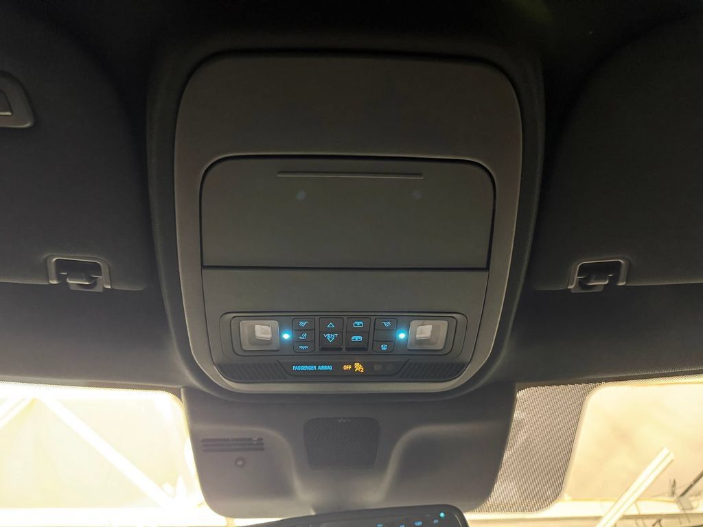 Used 2025 Ford Expedition Tremor AWD/4WD image 19