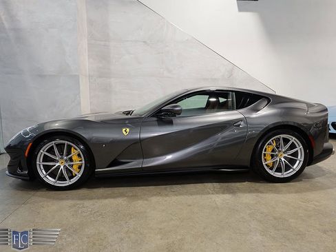 Used 2020 Ferrari 812 Superfast image 2