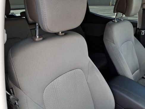 Used 2018 Hyundai Santa Fe Sport w/ 2.4L Value Package 02 image 19