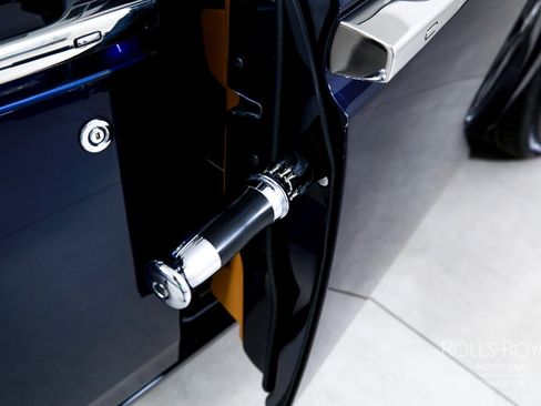 Certified 2020 Rolls-Royce Phantom Sedan image 25