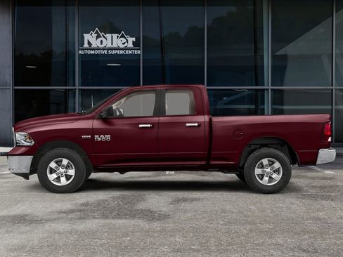 Used 2024 RAM 1500 Classic SLT image 3