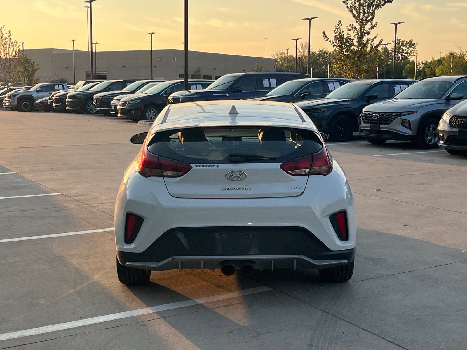 Used 2019 Hyundai Veloster Turbo FWD image 10