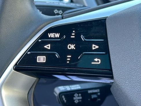 Used 2024 Audi Q4 e-tron Premium w/ Convenience Package image 18