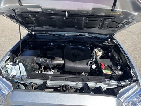Used 2023 Toyota Tacoma SR5 w/ Technology Package image 19