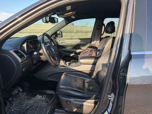 Used 2016 Jeep Grand Cherokee Limited image 6