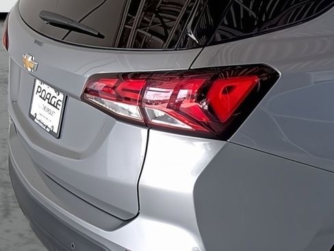 Used 2023 Chevrolet Equinox LS w/ LS Convenience Package image 15