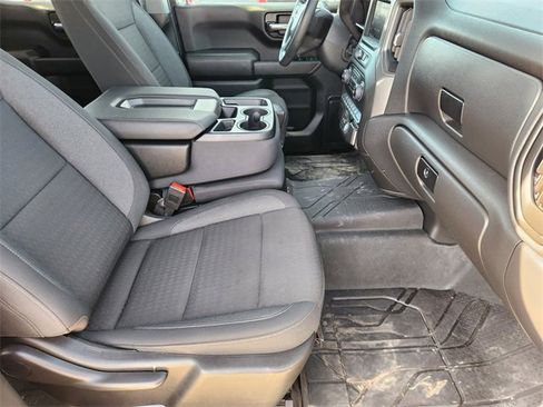 Used 2025 Chevrolet Silverado 1500 Custom image 14