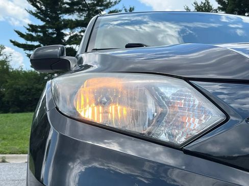 Used 2016 Honda HR-V LX image 10