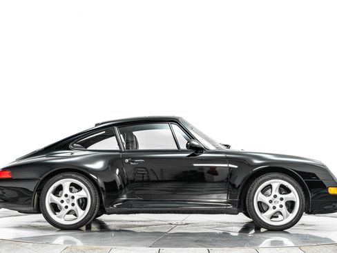 Used 1997 Porsche 911 Carrera S RWD image 43