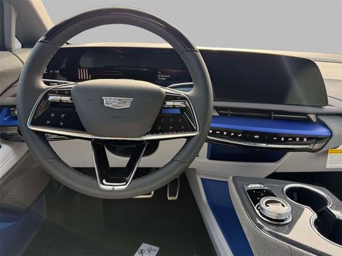 New 2026 Cadillac Optiq Luxury 2 image 3