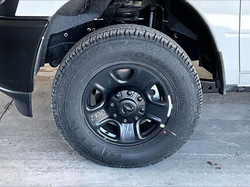 New 2026 RAM 3500 Tradesman AWD/4WD image 8
