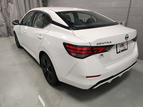 Used 2023 Nissan Sentra SV image 21