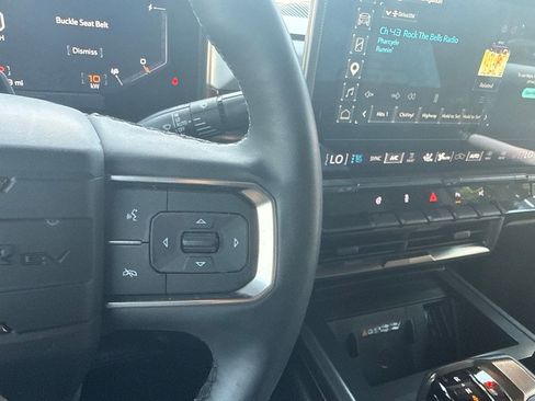 Used 2025 GMC Hummer EV 3X AWD/4WD image 27