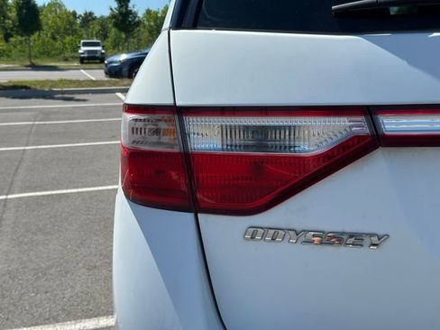 Used 2011 Honda Odyssey Touring image 37