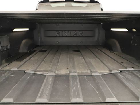 Used 2022 Rivian R1T Adventure image 28