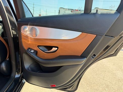 Used 2019 Mercedes-Benz GLC 43 AMG 4MATIC image 24