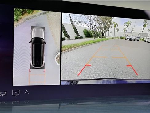 New 2025 Cadillac Escalade IQ Sport 2 w/ LPO, ONYX Package image 26